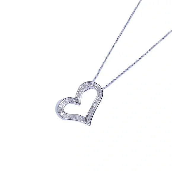 New Women’s 925 Silver Heart Pendant Diamond Necklace - Picture 4 of 4